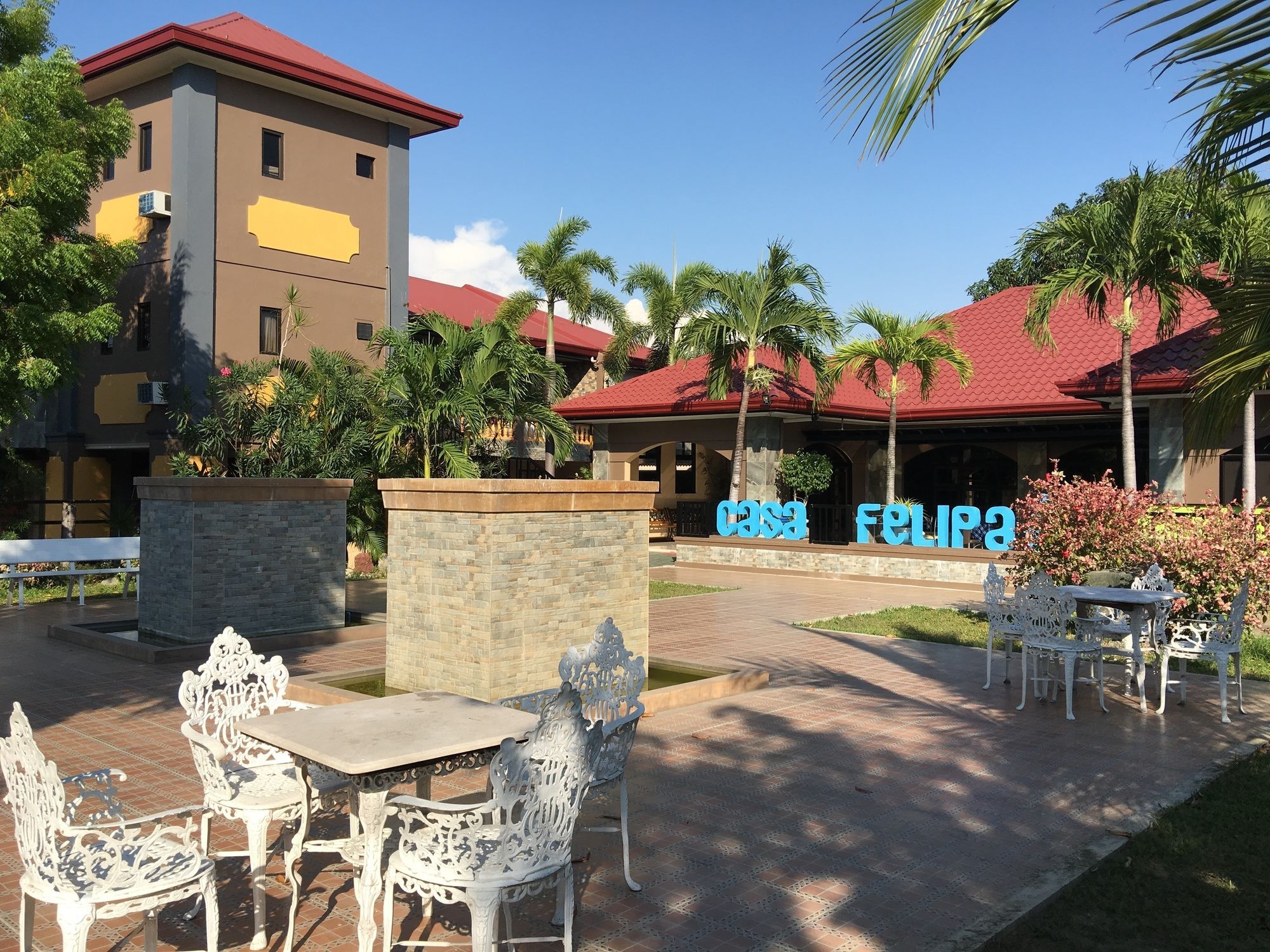 Casa Felipa Hotel Laoag Exterior photo