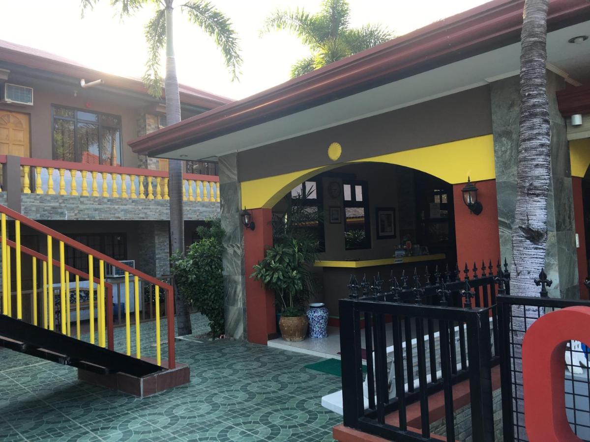 Casa Felipa Hotel Laoag Exterior photo